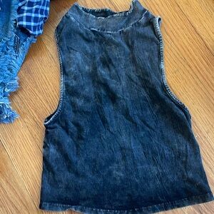 High neck tank